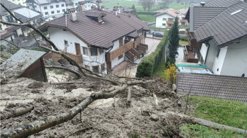 Villa Rendena, due abitazioni evacuate