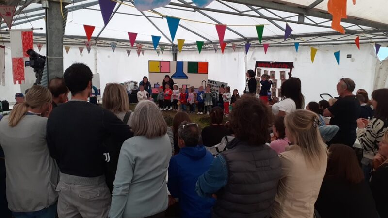 Festa a Giustino per la consegna dei diplomi dell’ultimo anno della Scuola Materna