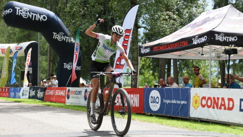 LA 10° DOLOMITICA BIKE E’ GIOVANE: TRIONFO DI DAVIDE FOCCOLI E VITTORIA PIETROVITO