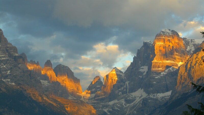 Madonna di Campiglio Giovedì 1° agosto “Storie e aneddoti di una grande montagna a 140 anni dalla prima salita”
