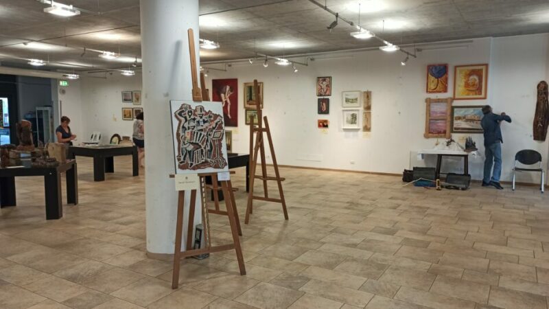 Pinzolo – Cresce l’attesa per la mostra collettiva “Artisti in Rendena”