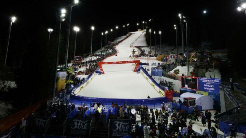 Luci a Madonna di Campiglio: online i biglietti per il Night Slalom della 3Tre