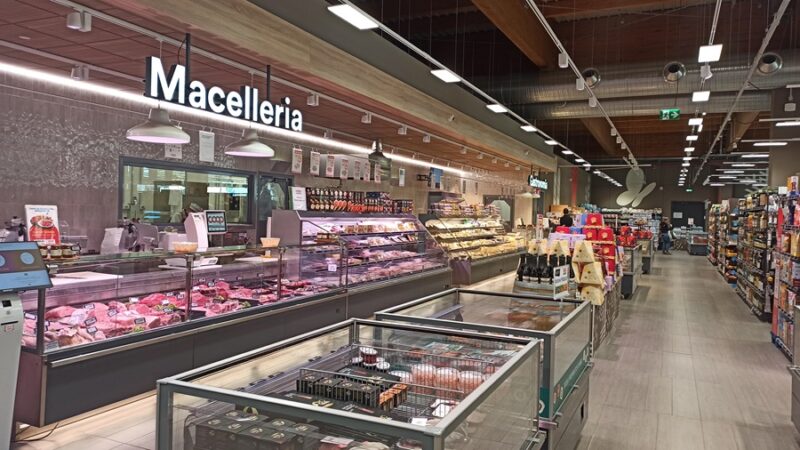 Giustino/Pinzolo: la Coop Pineta punto di riferimento dei consumatori dell’alta Val Rendena