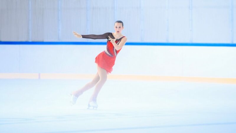 BRILLANO LE ATLETE DELLO SPORTING GHIACCIO ARTISTICO SULLA PISTA DELLO STADIO OLIMPICO DI PINEROLO (TO)