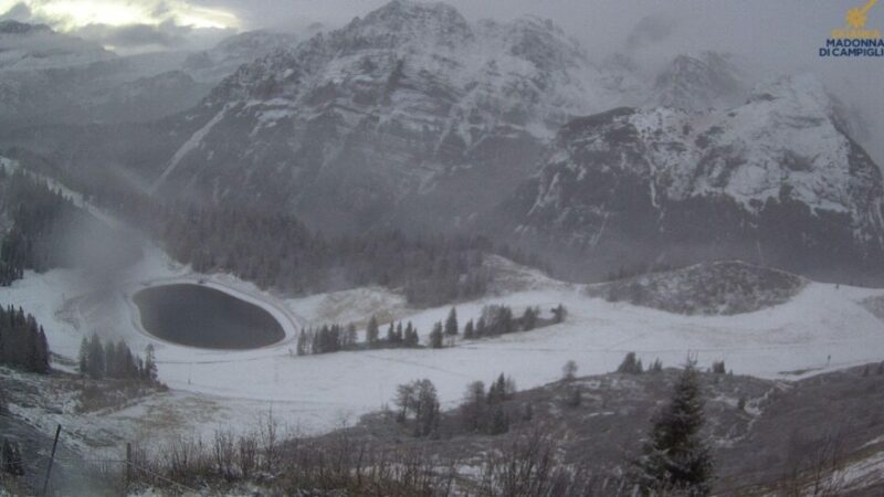 Skiarea Campiglio: finalmente bianca la conca di Grual