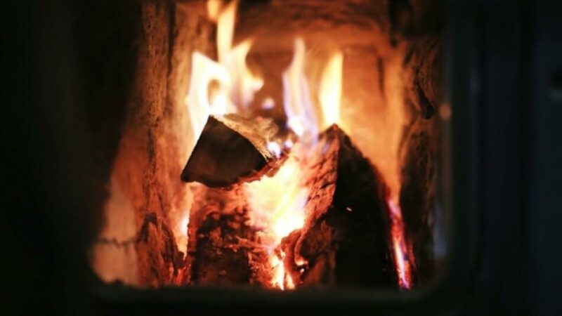 Corpo Vigili del Fuoco di Pinzolo – La corretta accensione e combustione dei prodotti fossili