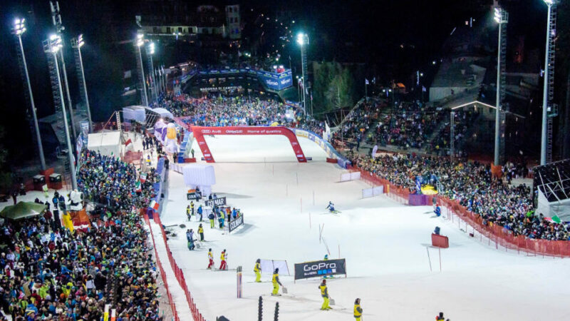 Dentro il tempio dello slalom: il Canalone Miramonti è già in clima 3Tre