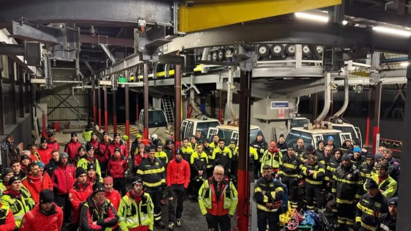 Pinzolo: esercitazione di evacuazione impianto a fune