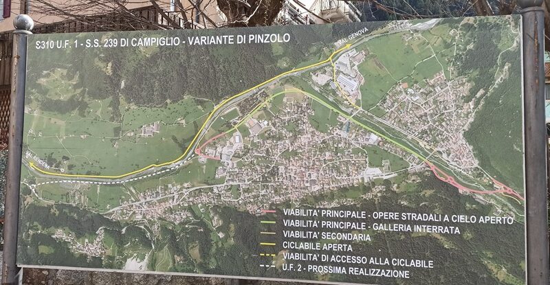 Pinzolo: posizionato in piazza Carera un pannello illustrativo sulla Circonvallazione di Pinzolo