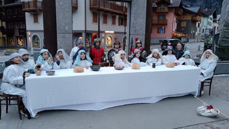 Anche quest’anno i ragazzi della catechesi hanno animato la via Crucis