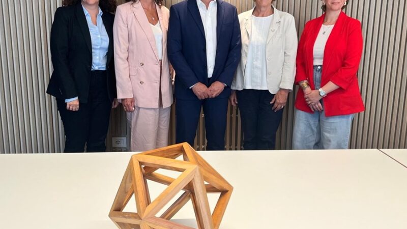 Madonna di Campiglio (Comune di Pinzolo), Capri, Cortina d’Ampezzo, Courmayeur e Porto Cervo (Comune di Arzachena) firmano la costituzione dell’Associazione dei territori d’Altagamma