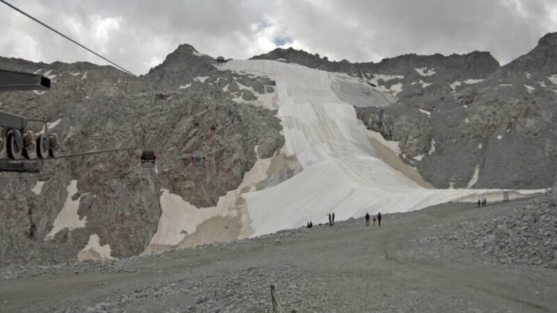 Il Salotto delle Guide: mercoledì 30 luglio presentazione del volume “Ghiacciai del Trentino”