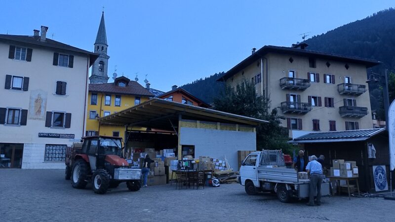 Pinzolo, al via il Vaso della Fortuna: volontari al lavoro fin dall’alba