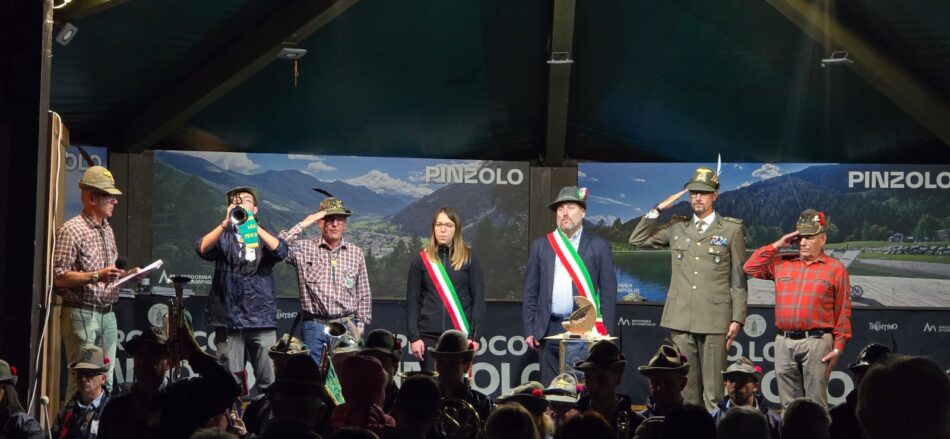 Pinzolo – Serata di ricordi ed emozioni con “Penne nere per sempre” in piazza Carera