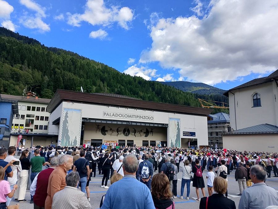Anche le Pro Loco di valle al 155° della Banda Comunale di Pinzolo: una grande festa tra musica, volontariato e collaborazione
