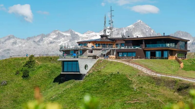 Domani pomeriggio, al Doss del Sabion, si parla di arte al femminile con Jacopo Veneziani