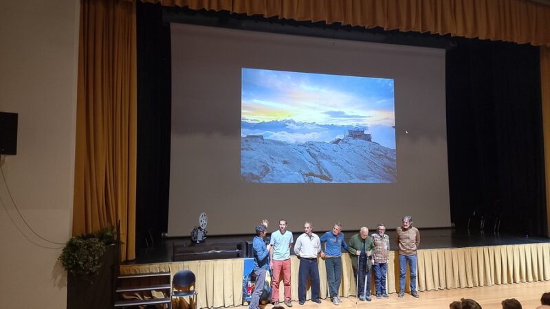 Serata di alpinismo, ricordi ed emozioni a Pinzolo per i 40 anni della prima invernale al Cerro Torre