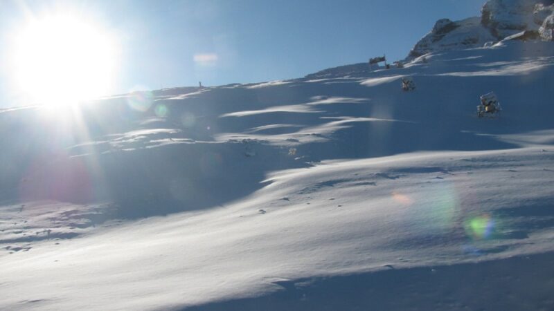 Neve e freddo sul Grostè: stagione invernale ai nastri di partenza a Madonna di Campiglio