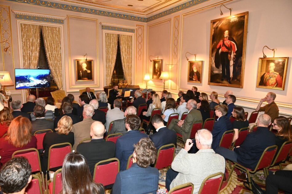 London opening per il 3Tre on Tour: la corsa verso la Night Race entra nel vivo