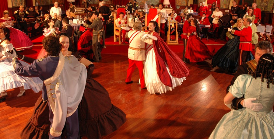 Paladolomiti Domenica 4 gennaio ore 21 “Concerto di Capodanno” con la musica di Strauss