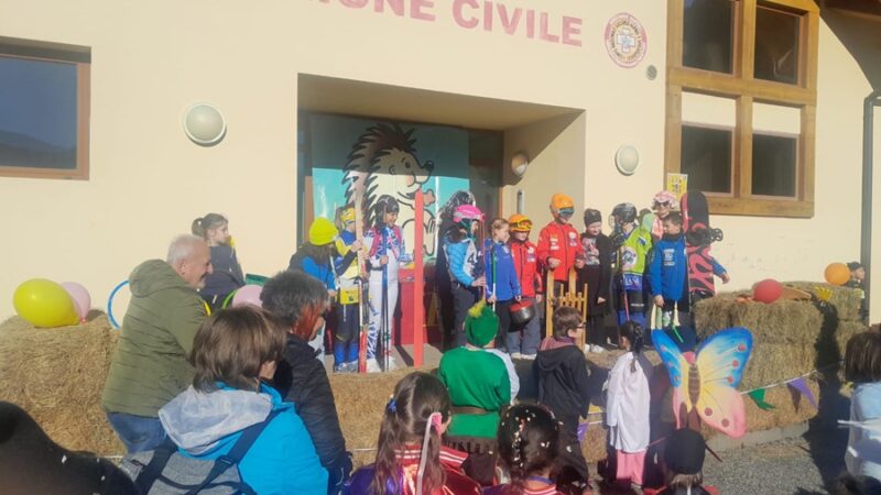 Porte di Rendena: Motociclista e struzzi vincono il carnevale