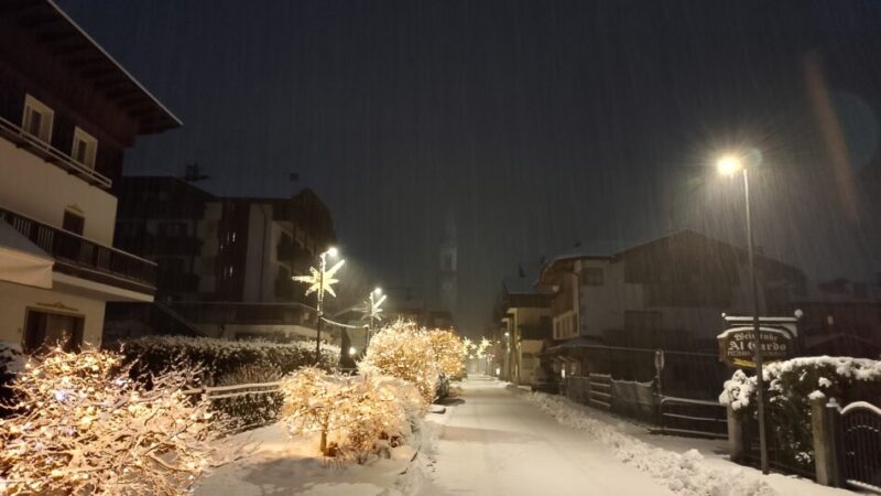 Pinzolo: la neve regala un paesaggio da favola