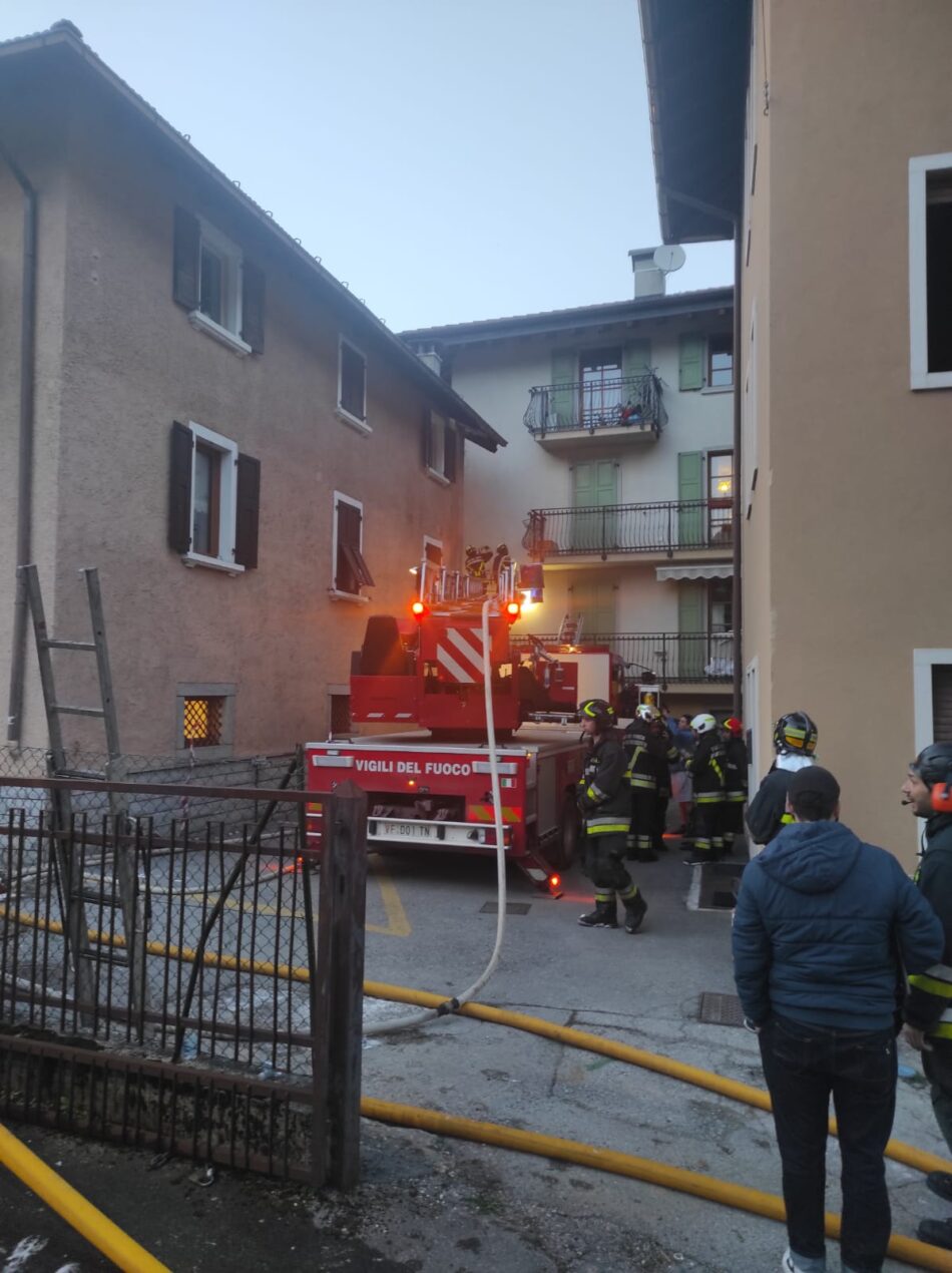 TIONE, INFERNO DI FUOCO E BOATO