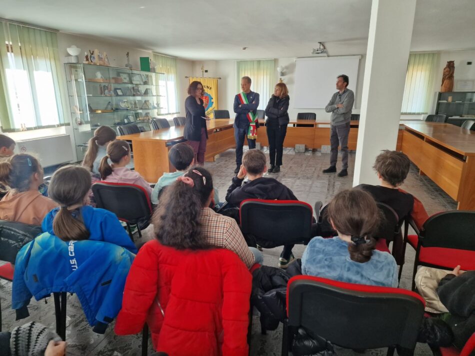 Carisolo: la scuola vota la sindaca Eva