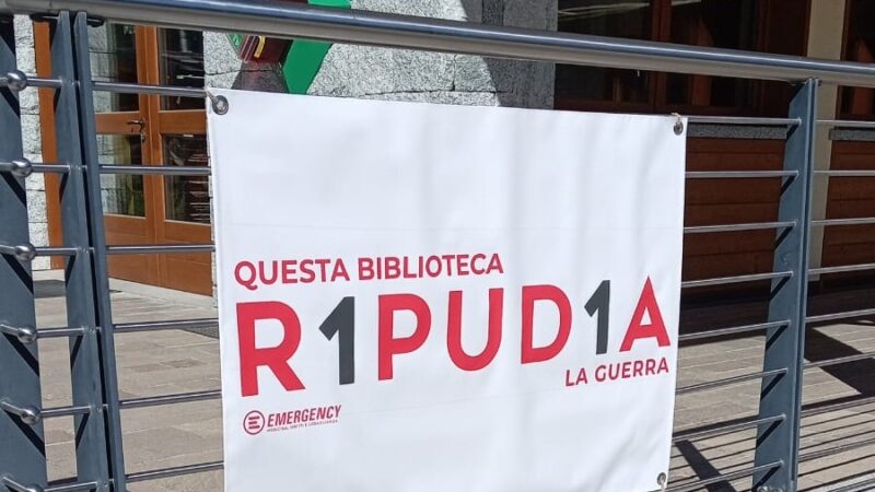 Pinzolo: “Questa biblioteca r1pud1a la guerra”