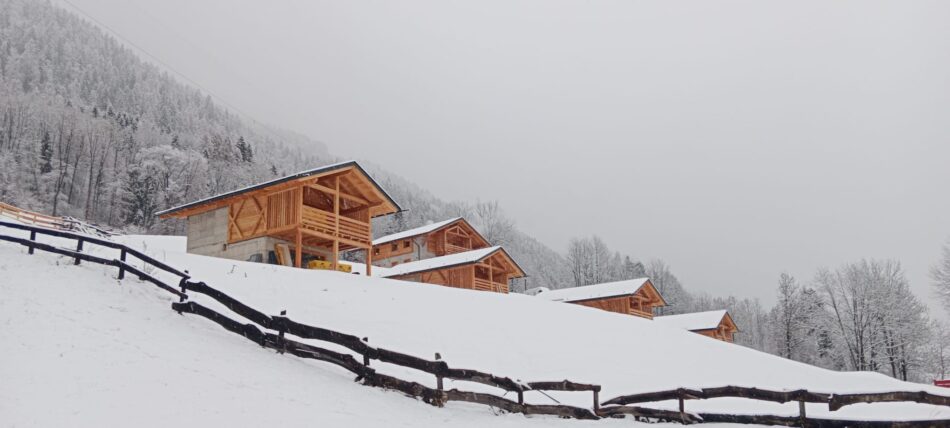 Quattro chalet tra natura e tradizione: nuova apertura a Bocenago