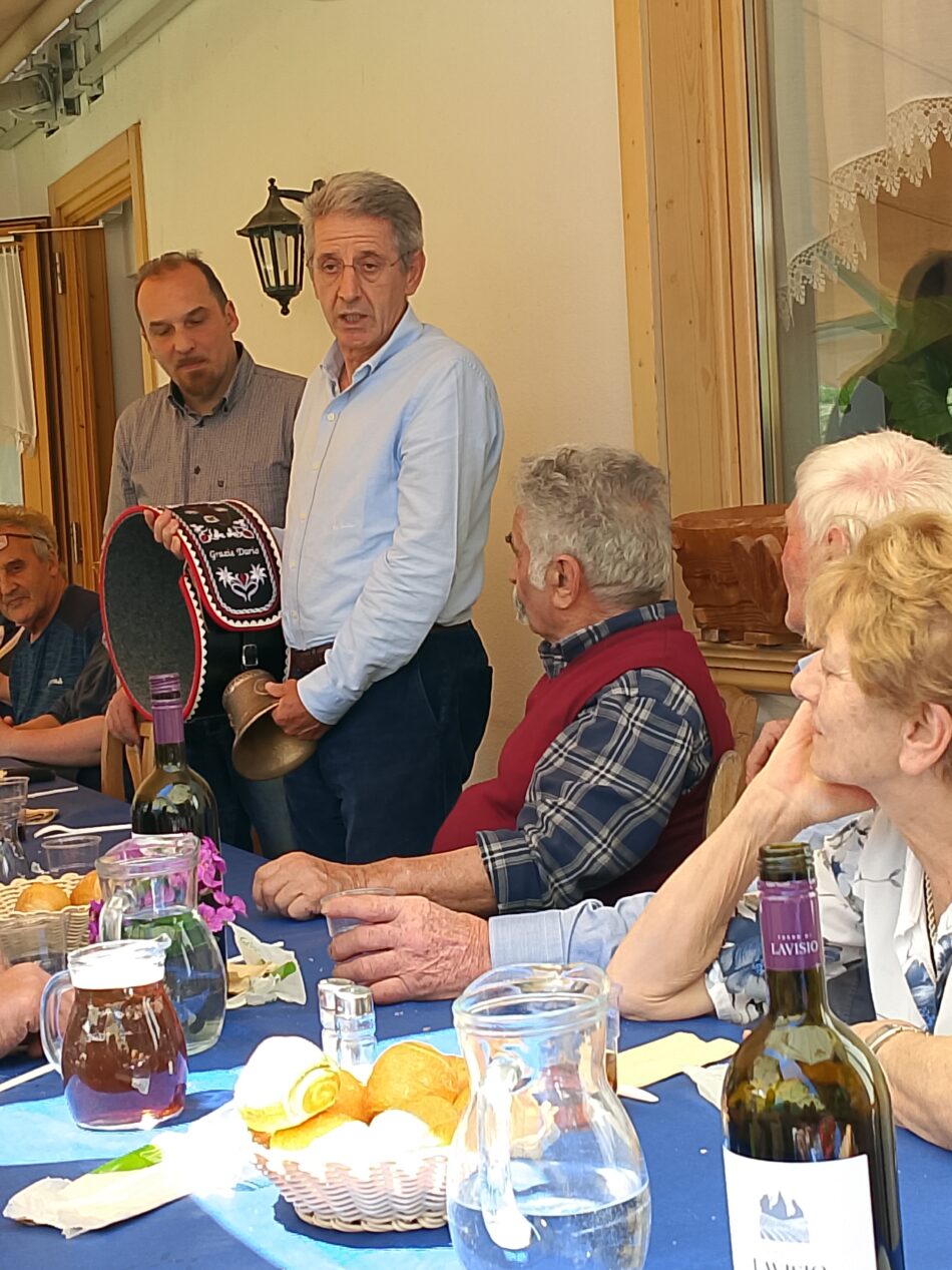 Al Maso Pan di Caderzone gli allevatori della Rendena hanno ringraziato Dario Tonietto