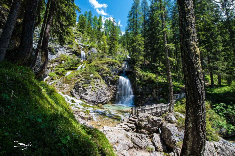 Chiusura strada di accesso alla Vallesinella per lavori di ripavimentazione della sede stradale