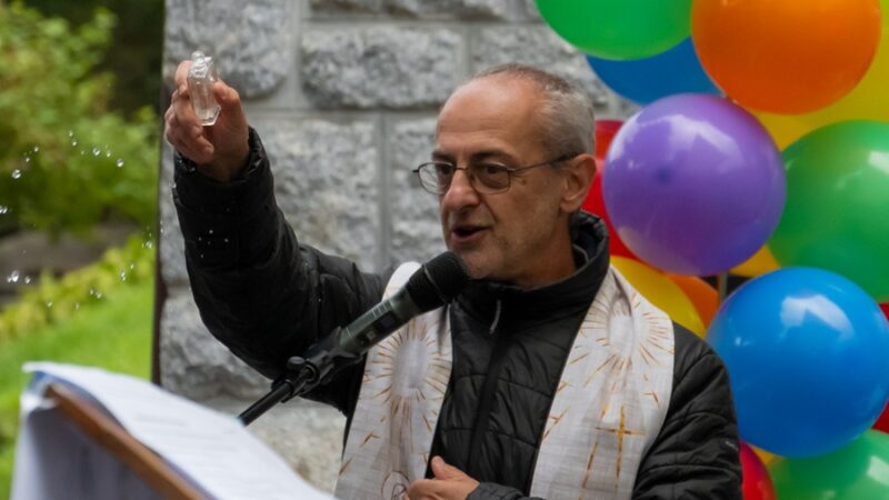 Scuola dell’Infanzia di Pinzolo – Grazie Don Carlo per ogni volta che sei venuto a trovarci