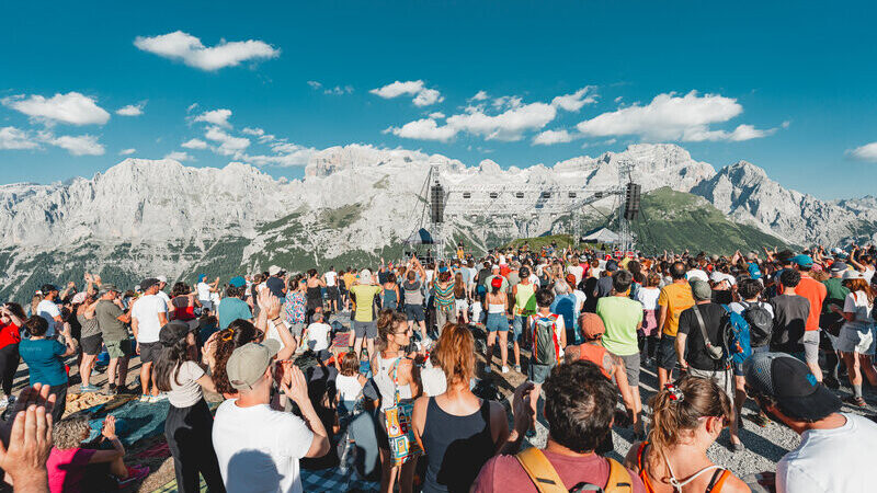 Pinzolo, sold out per il concerto di Elisa al Doss del Sabion