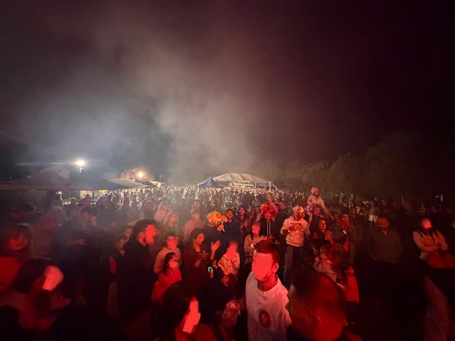 Sabato sera, con Le Strade di Max – Tributo agli 883, l’area delle feste di Massimeno si è riempita di musica, energia e tante presenze