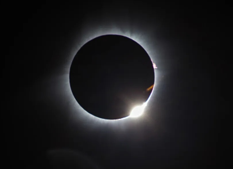 Pinzolo – Mercoledì 12 agosto, spettacolo nel cielo: arriva l’eclissi di Sole