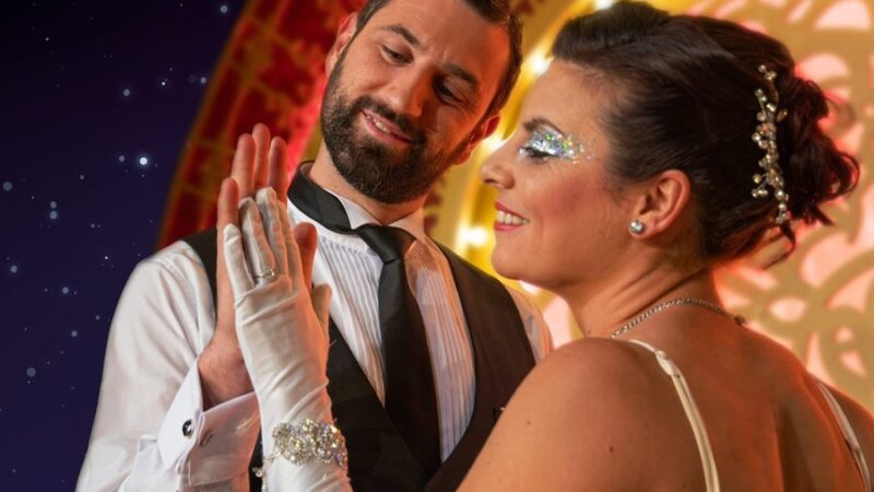 Pinzolo si veste di Parigi: al Paladolomiti va in scena “Amore e can-can”