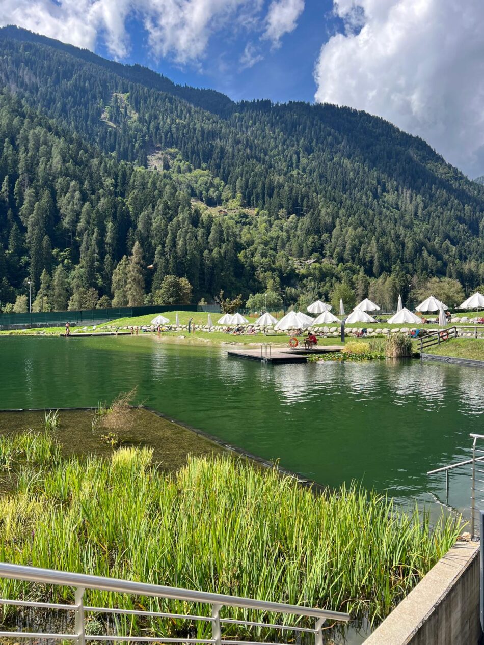 A PINZOLO L’ESTATE SI ALLUNGA: BIOLAGO APERTO FINO AL 7 SETTEMBRE
